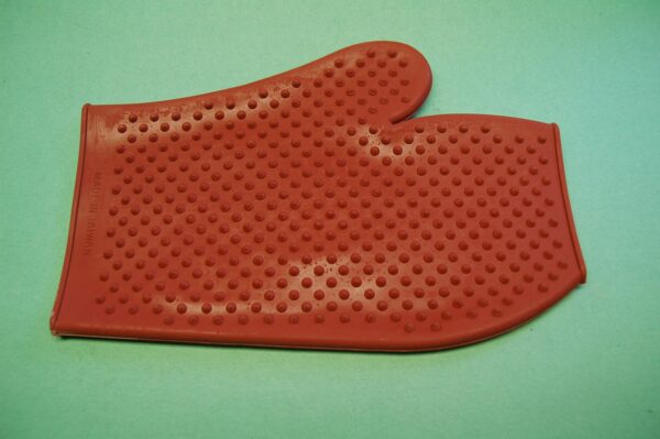 Homers Grooming Mitt - Image 2